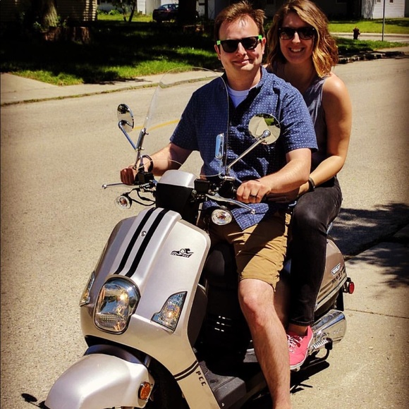 Meet your Posher, Jonathan - Picture 3 of 3